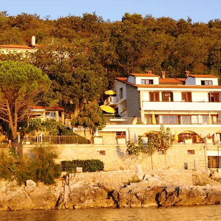 Kleiner Hotel